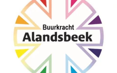 Logo Buurtkracht Alandsbeek: een cirkel met regenboogkleuren en in het midden de tekst Buurtkracht Alandsbeek