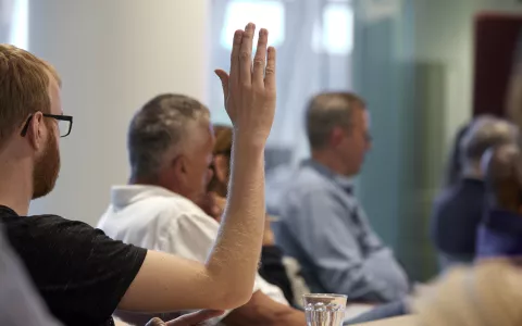 Informatiebijeenkomst VvE's man steekt hand op